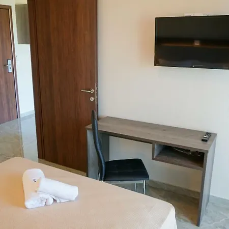 Sinodinos Deluxe アパート *