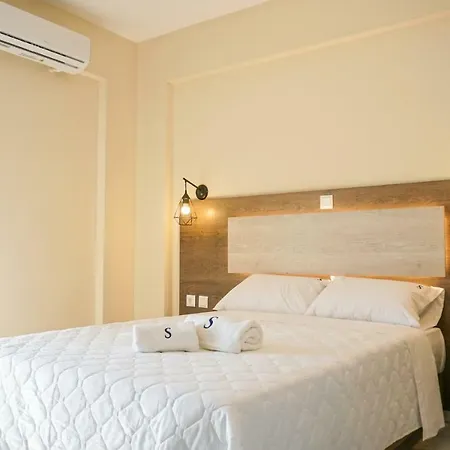 Sinodinos Deluxe アパート *